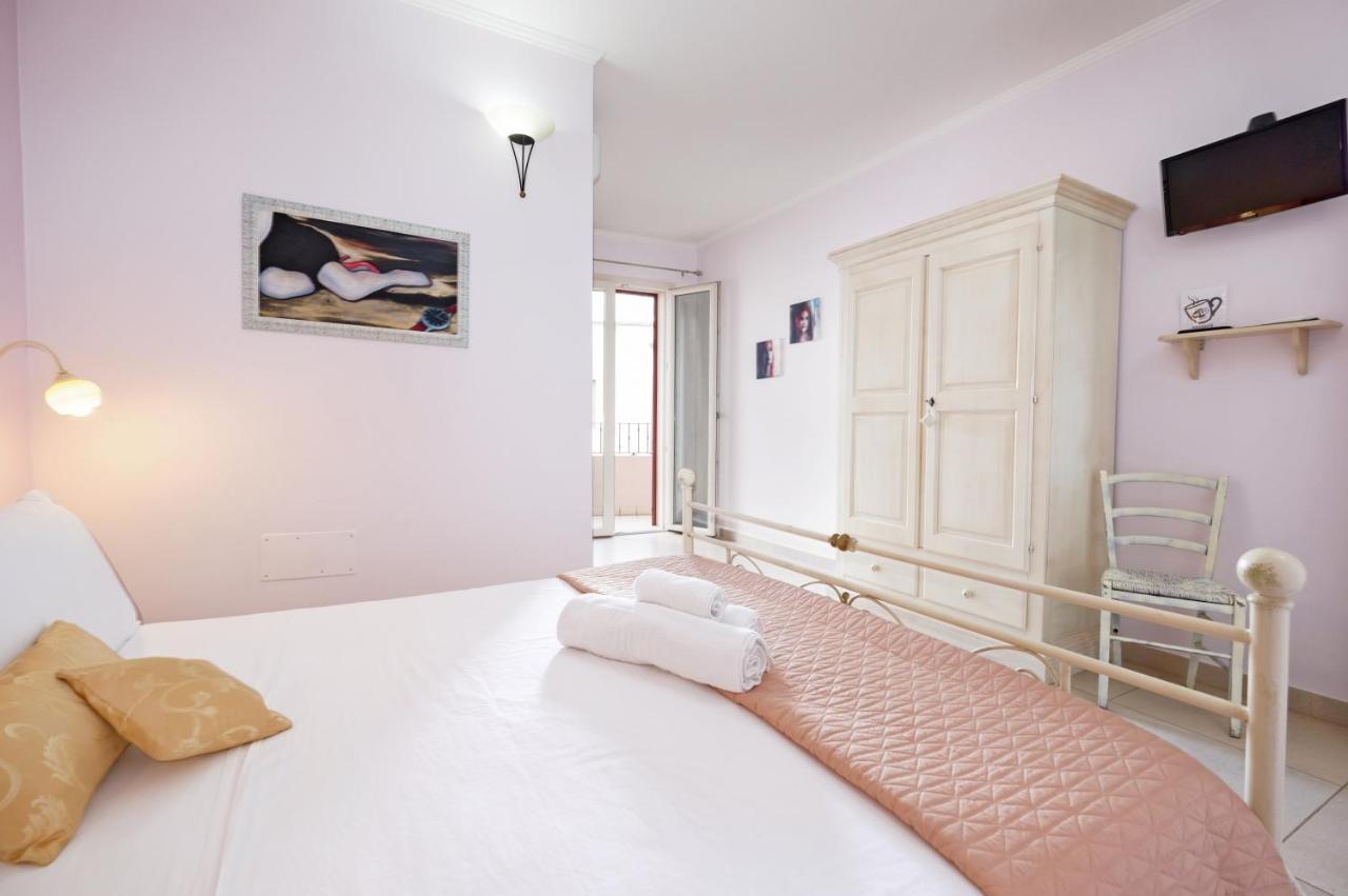 Adua Art Bed & Breakfast Castrignano del Capo Exterior photo